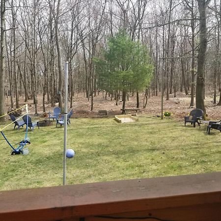Serenity And Fun All In One In This Cozy Pocono Cabin Jim Thorpe Exterior foto