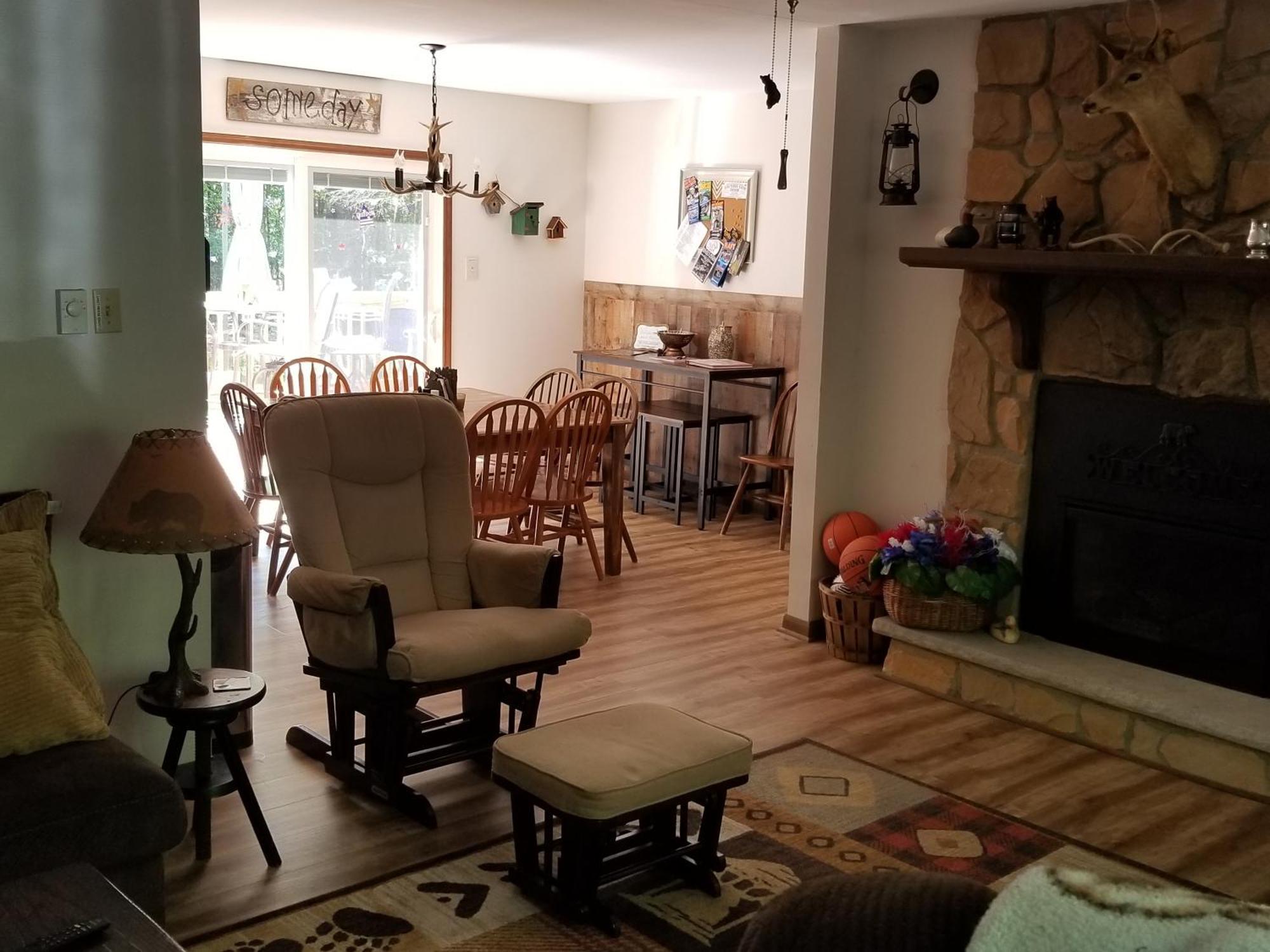 Serenity And Fun All In One In This Cozy Pocono Cabin Jim Thorpe Exterior foto
