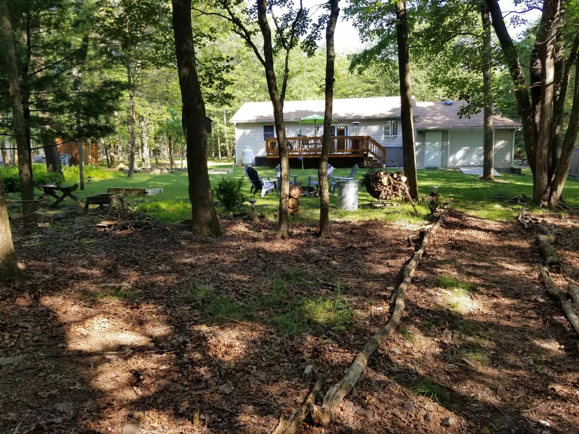 Serenity And Fun All In One In This Cozy Pocono Cabin Jim Thorpe Exterior foto