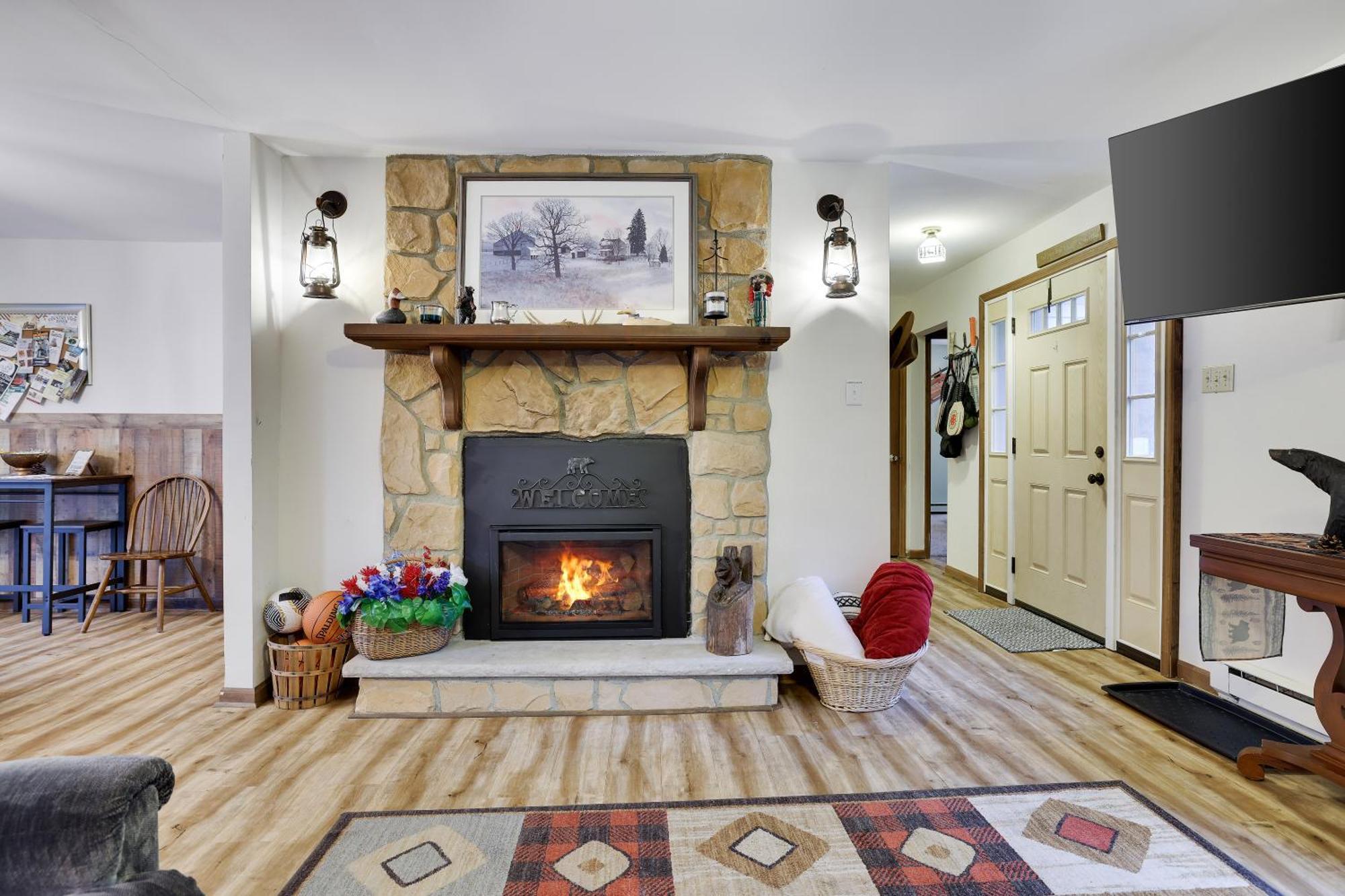 Serenity And Fun All In One In This Cozy Pocono Cabin Jim Thorpe Exterior foto